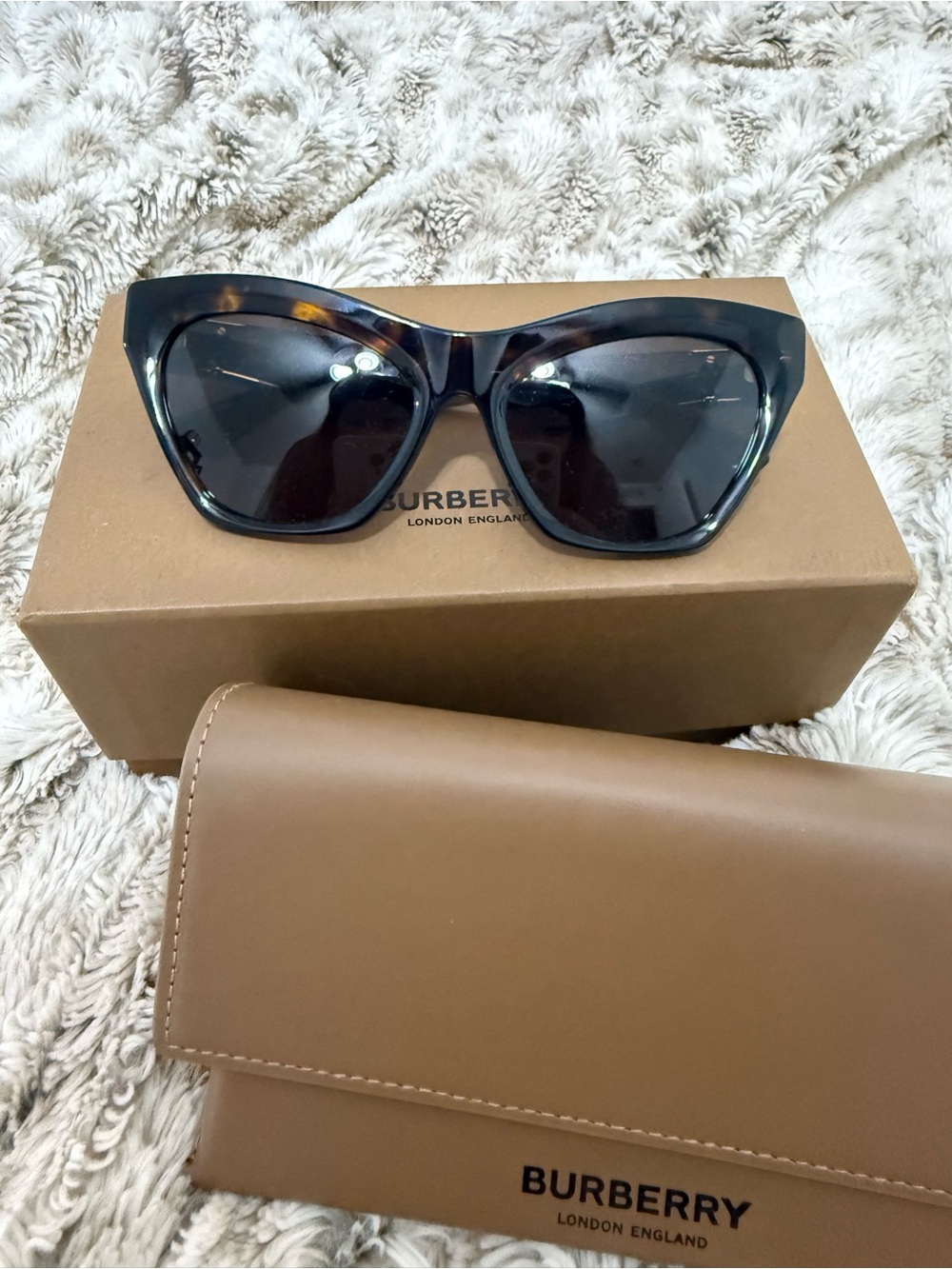 Burberry Women's Tortoiseshell Cat-Eye Sunglasses - Brown/Black